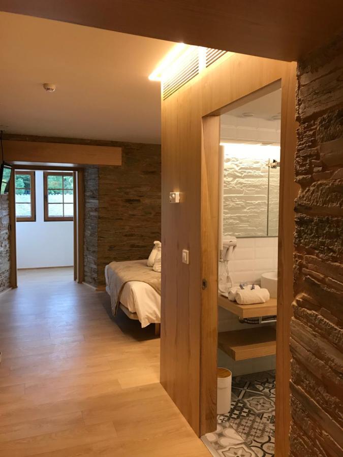 A Casa Da Botica Hotel Самос Екстериор снимка